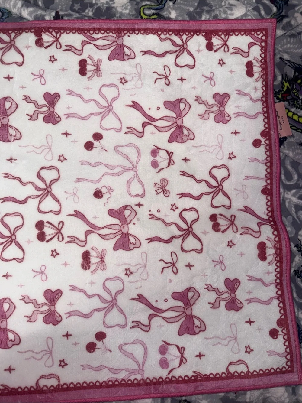 Juicy Couture White and Pink Bow Print Accent Rug